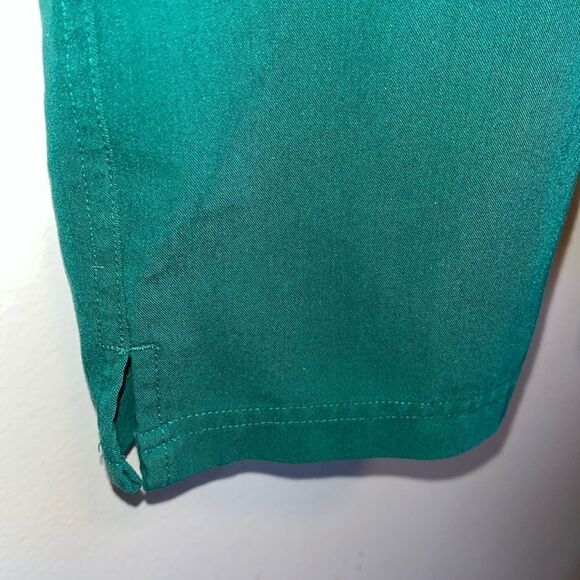 EXCELLENT CONDITION WOMEN’S SIZE SMALL FIGS DOWA GREEN SCRUB PANTS - Picture 2 of 14
